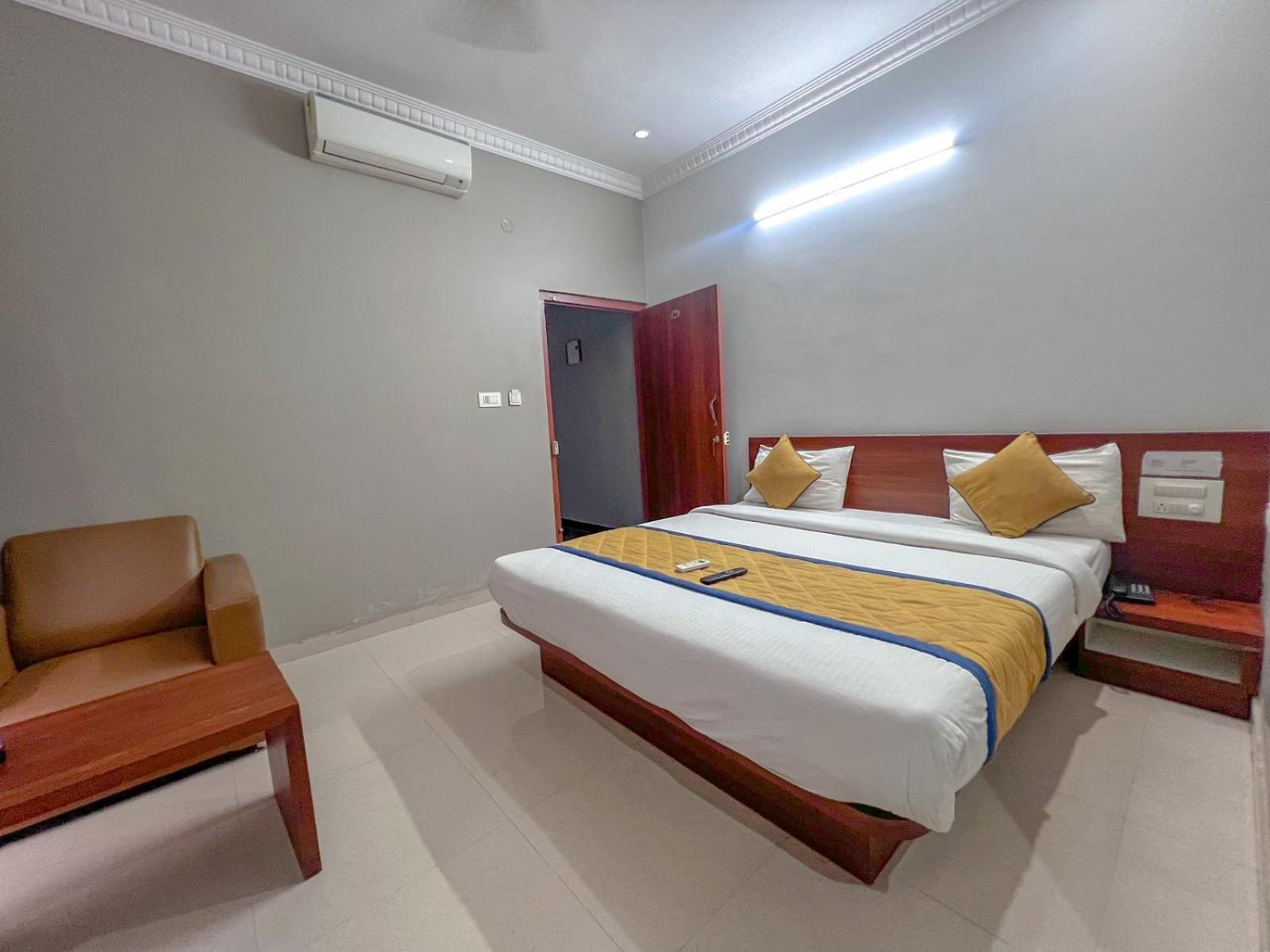 Hotel Gateway Suites Bangalore Airport Yelahanka Eksteriør bilde